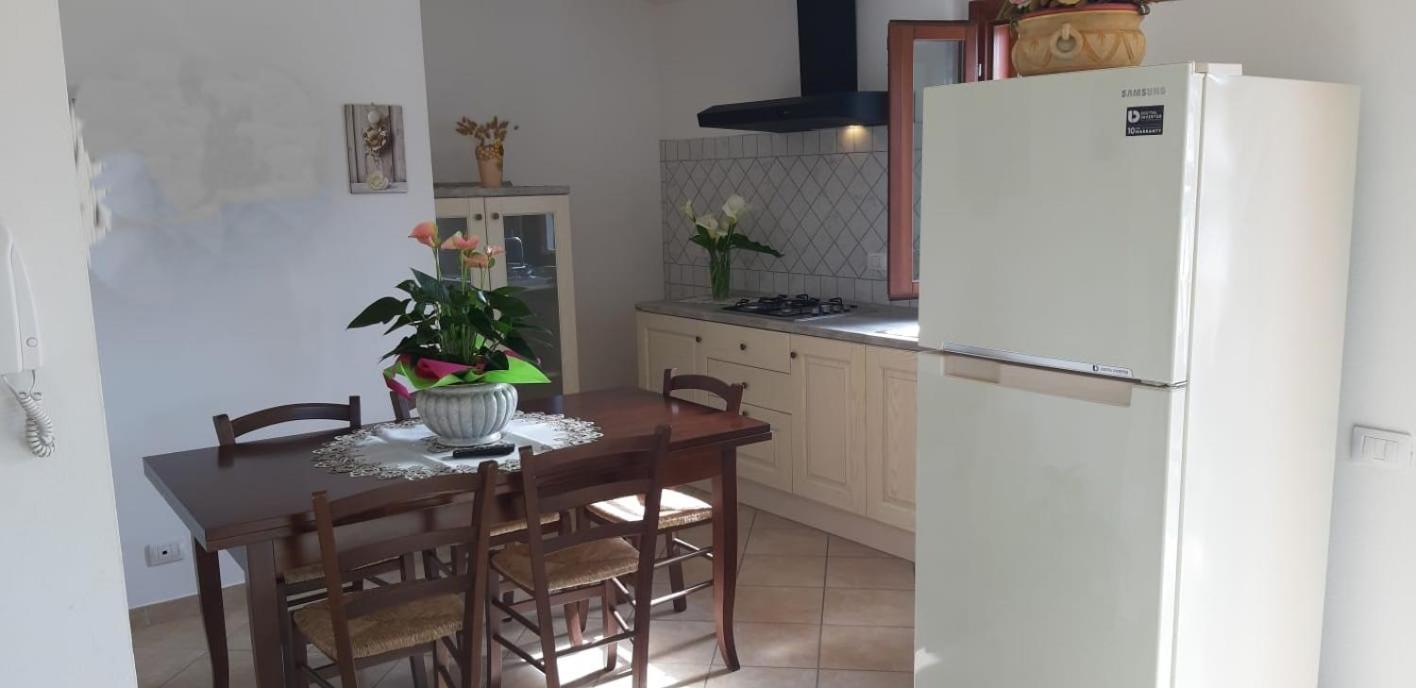 Villa Rosa SantʼAntìoco Εξωτερικό φωτογραφία