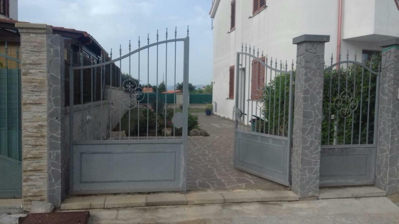 Villa Rosa SantʼAntìoco Εξωτερικό φωτογραφία